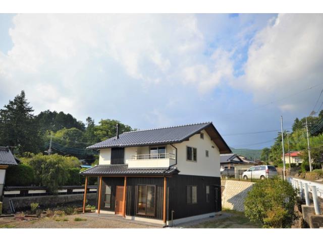 街並みに溶け込む和風住宅